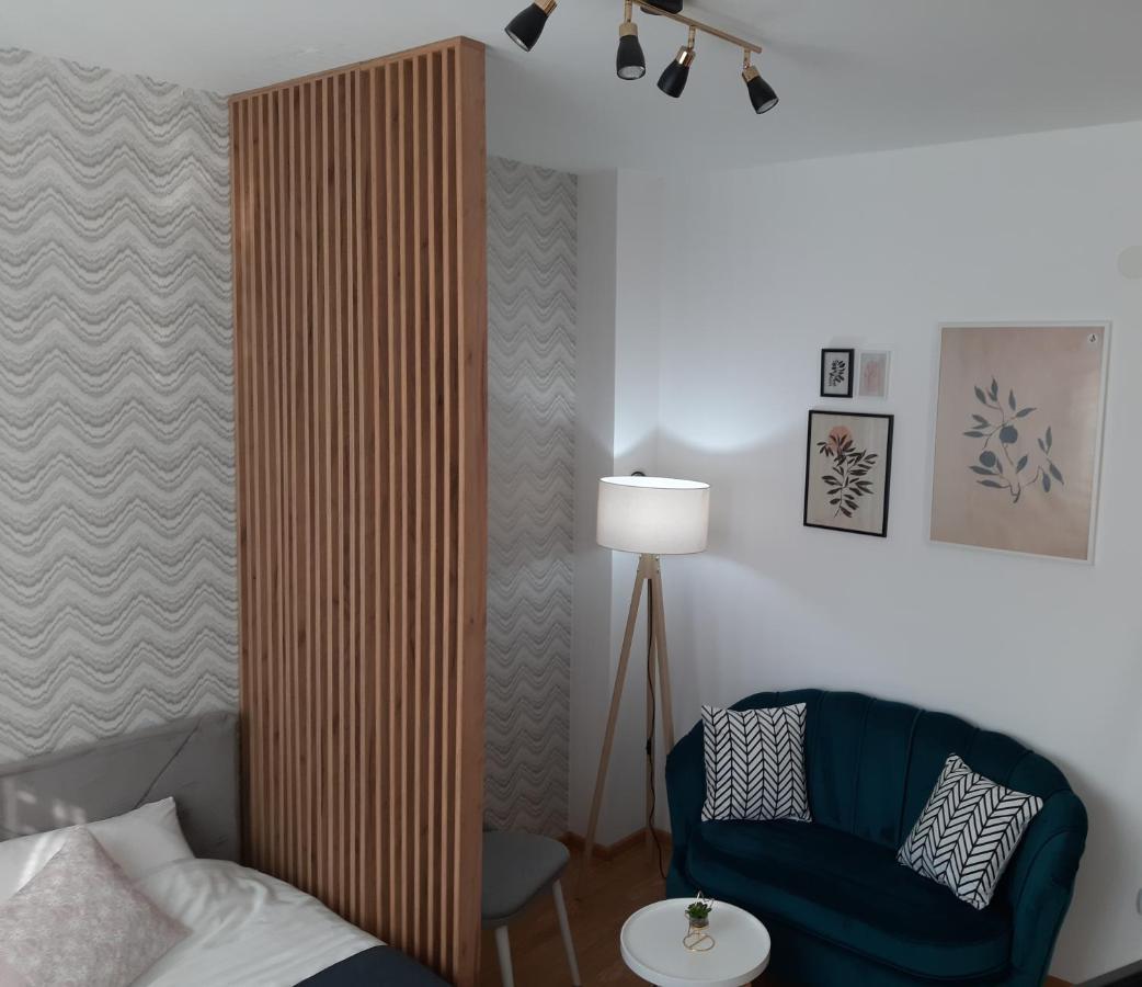 Apartman Poco บิเยลยินา ภายนอก รูปภาพ